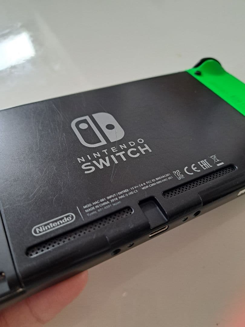 Nintendo Switch☆本体☆ジョイコン☆中古