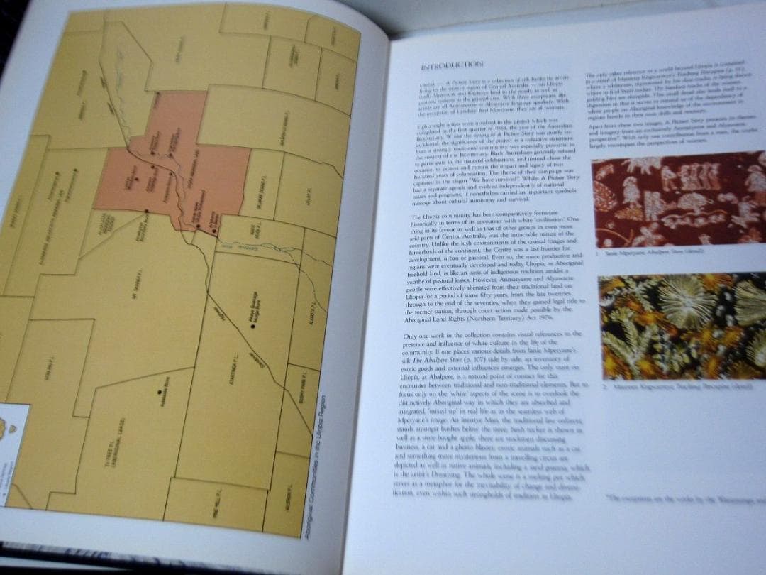 洋書 UTOPIA A Picture Story