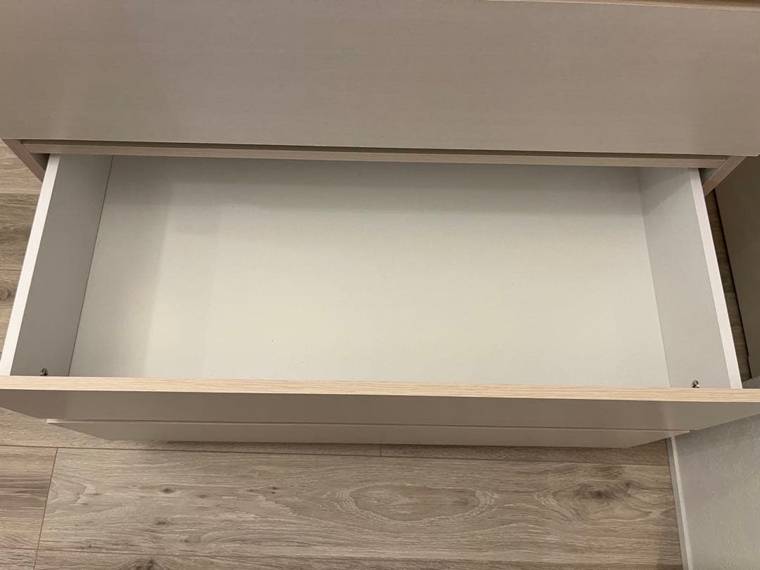 アイリスオーヤマ　ホワイト 5段チェスト