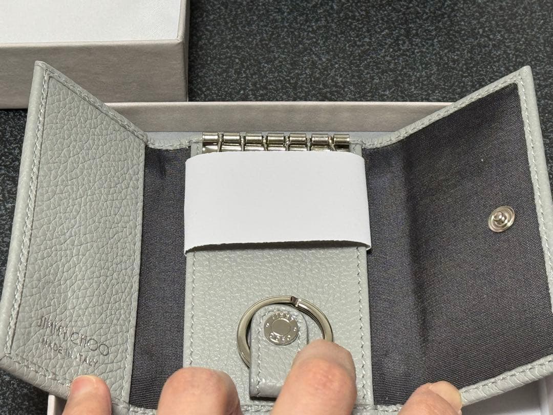 最終値下げ☆JIMMY CHOO グレー キーケース 星型スタッズ