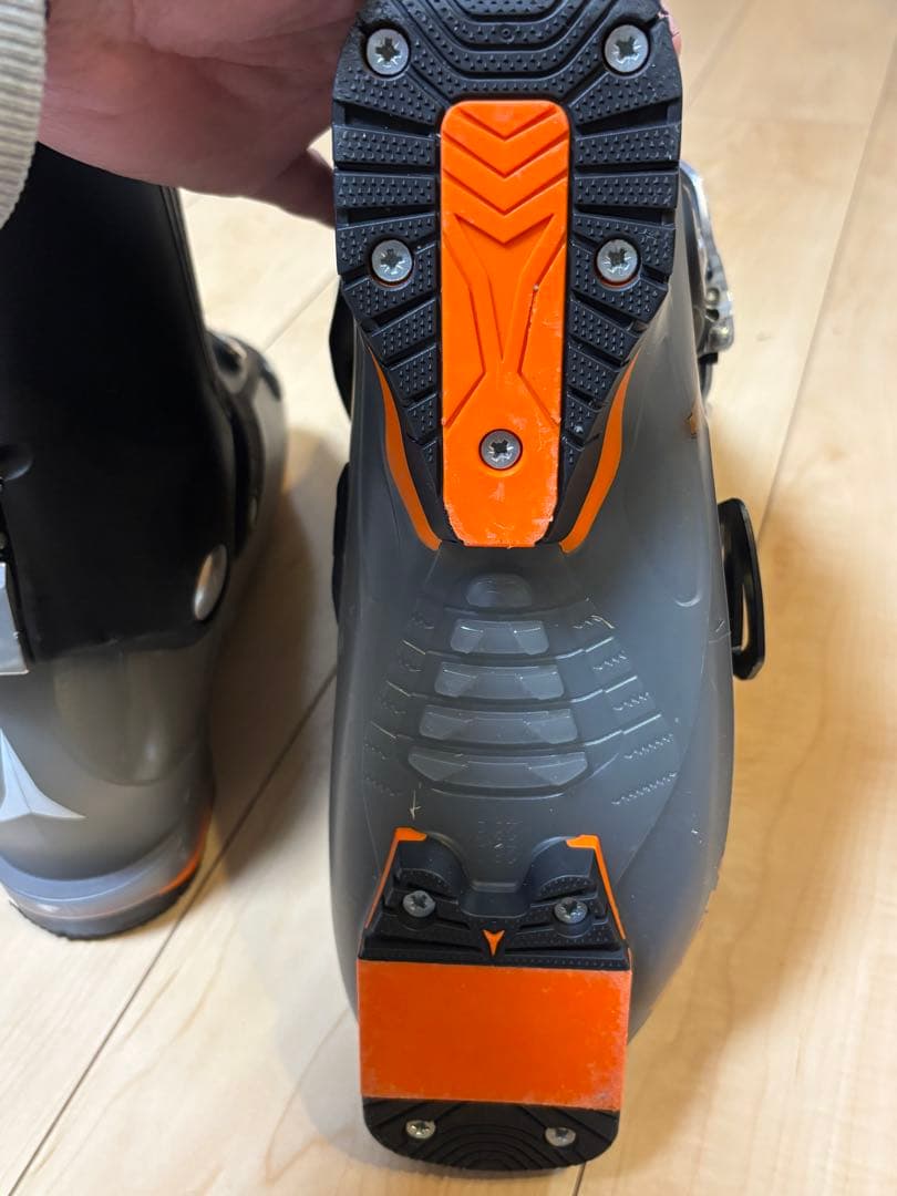 スキーブーツ　26センチ　Atomic waymaker flex80
