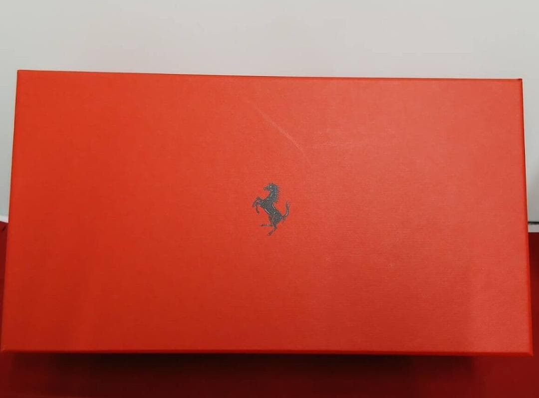 BBRミニカー 1/18 Ferrari フェラーリ 365 カリフォルニア