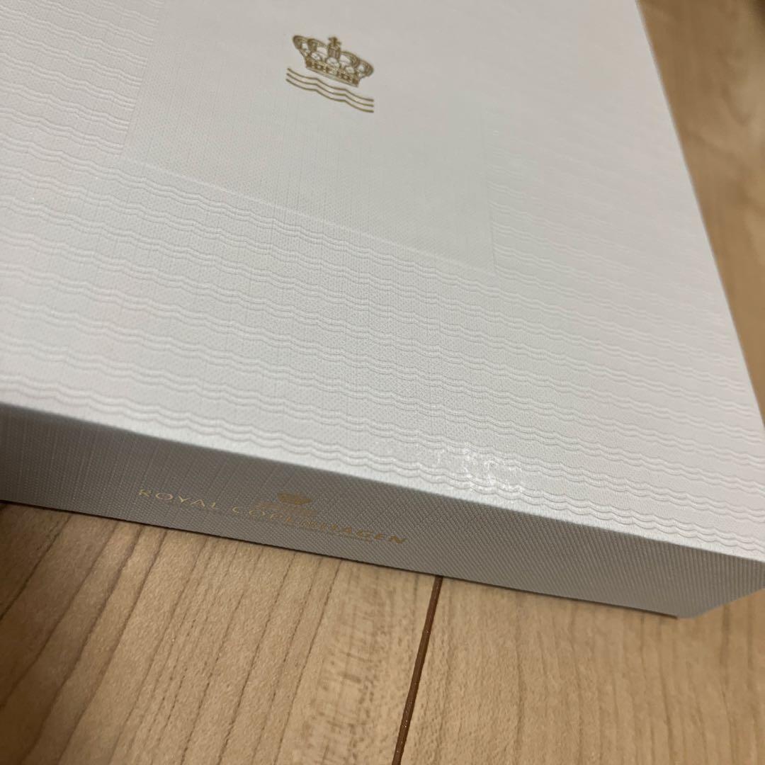 【未使用】ロイヤルコペンハーゲン　イヤープレート2023年　箱付き　お値下げ不可
