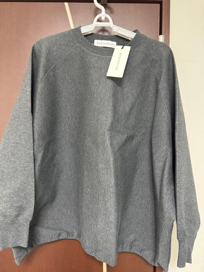 タイムセール♡新品✨quarancielポンチドロストルーズプルオーバー