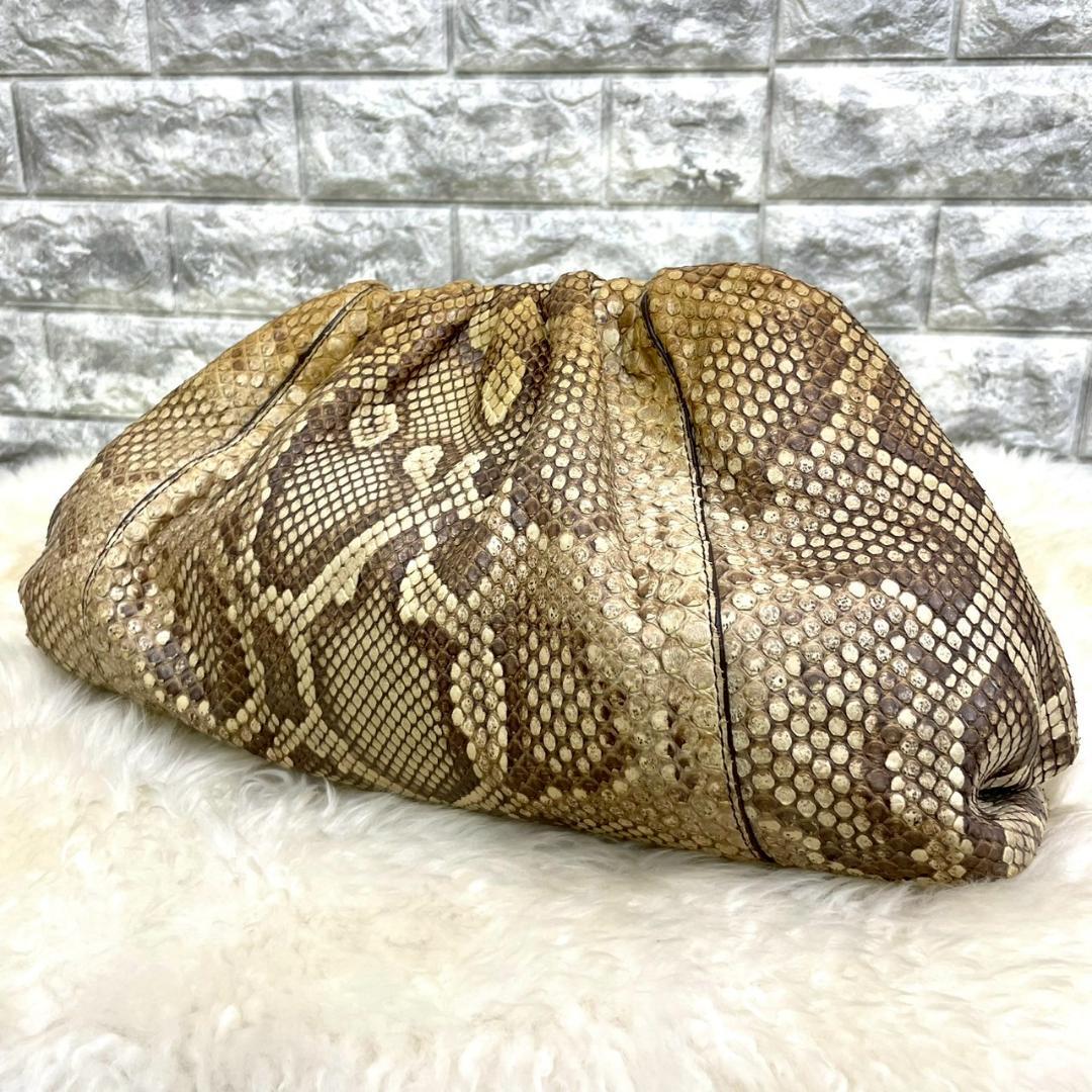 美品　BOTTEGA VENETA　ボッテガ　パイソン　クラッチバック