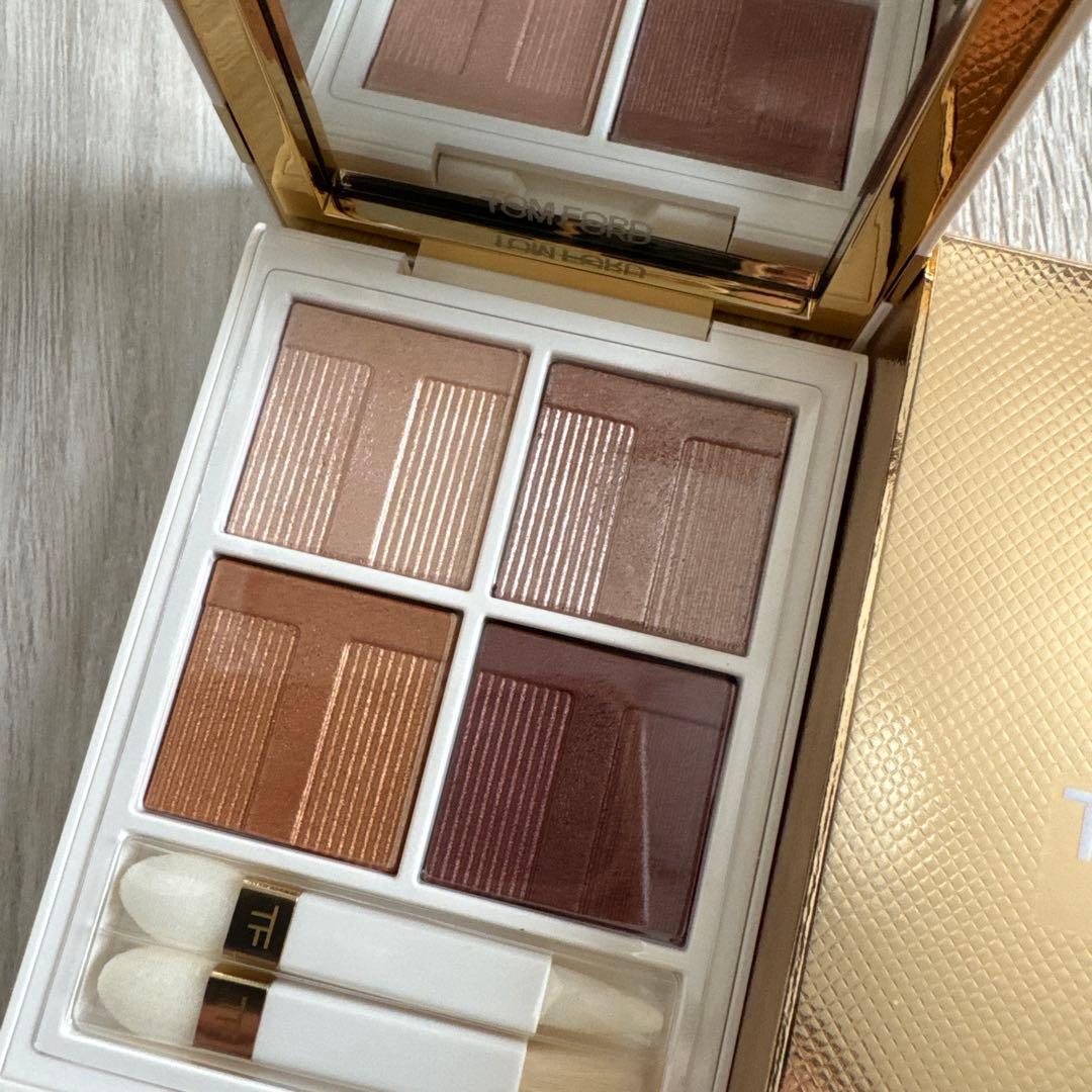 トムフォード アイカラークォード ルミエール 03 ムーンライトディップ 新色