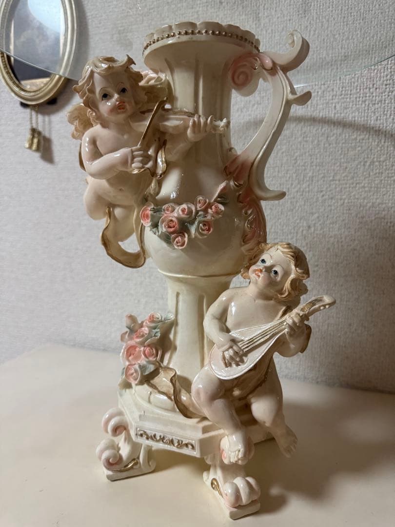 ロココ調 イタリア 天使の彫刻付きヴィンテージミニガラステーブル