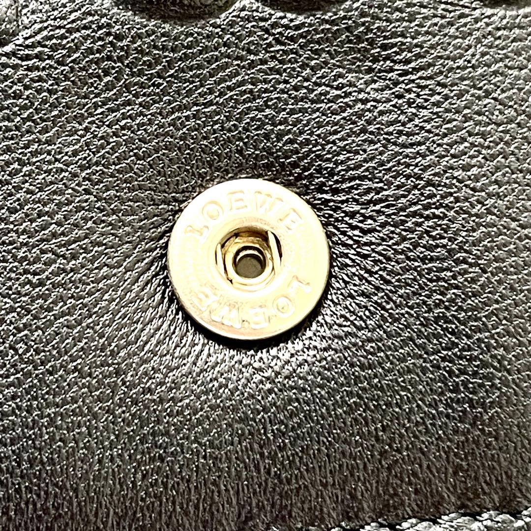 ロエベ　LOEWE 長財布　折り財布　シープスキンレザー　ブラック　黒