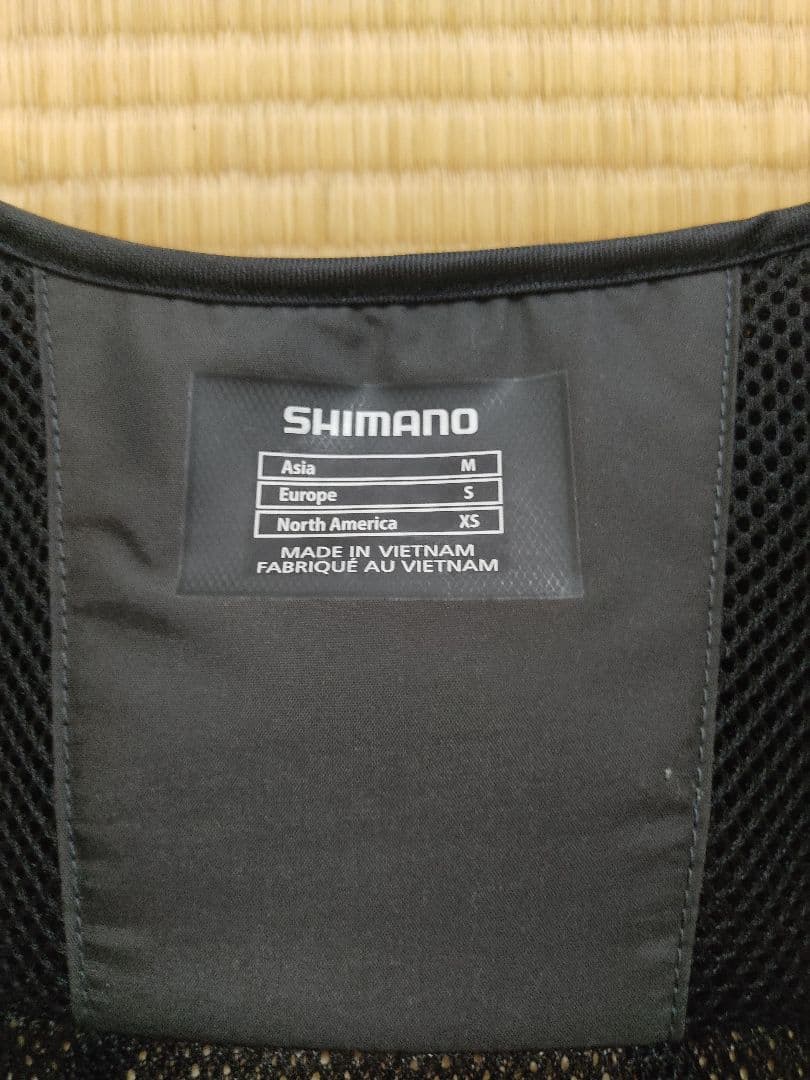 シマノ　LIMITED PRO　VF-113U　 Mサイズ　未使用品