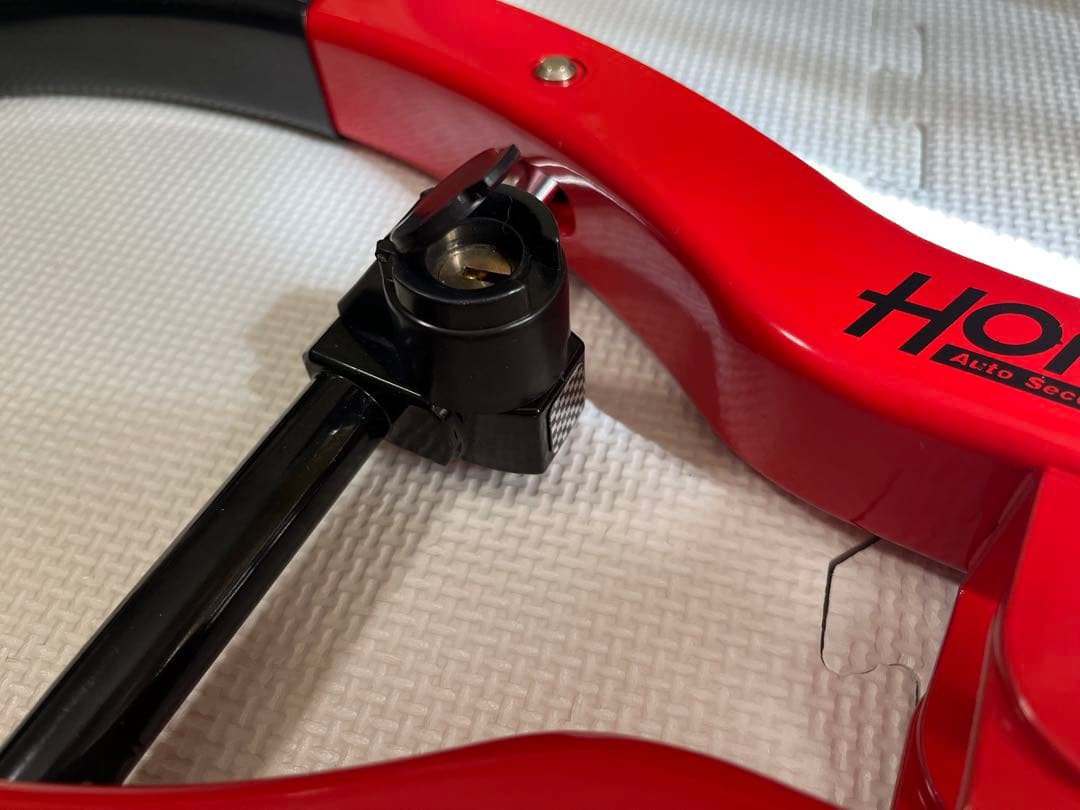 HORNET タイヤロック レッド/ブラック