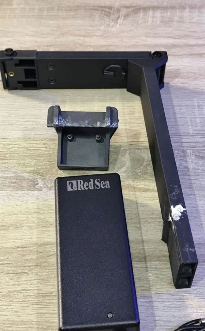 Red Sea ReefLED 90 照明本体　アーム