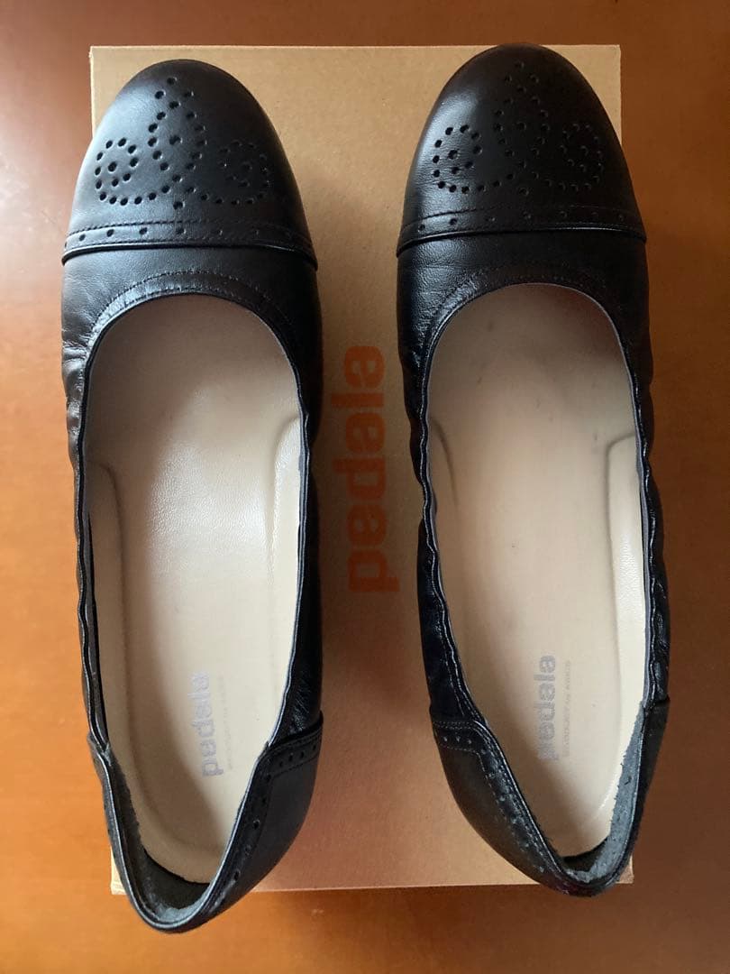 【美品】ASICS pedala ペダラ バレエシューズ　黒　23㎝3E