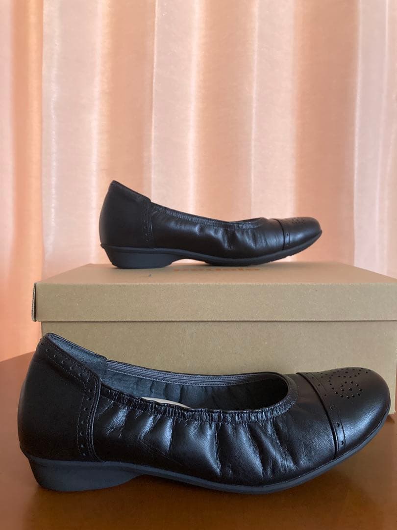 【美品】ASICS pedala ペダラ バレエシューズ　黒　23㎝3E