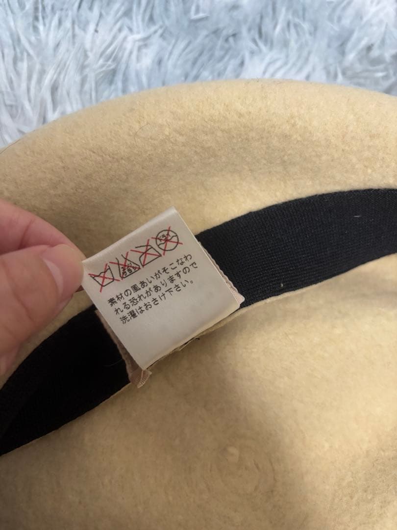 最終お値下 ヴィヴィアンウエストウッド☆希少 ベージュのベレー帽 赤色刺繍