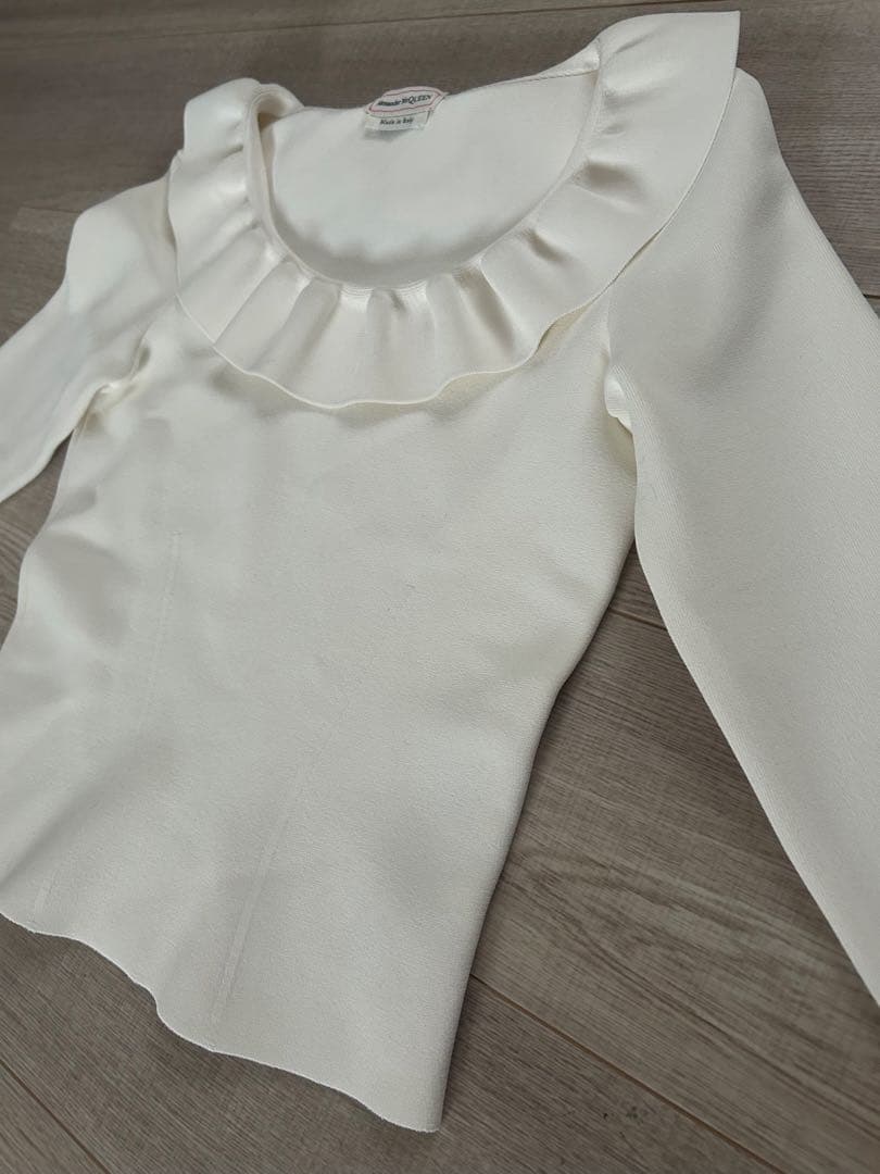 【美品】アレキサンダーマックイーン フリルニット XS ホワイト　イタリア製