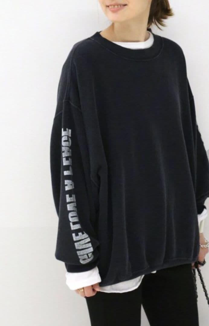 いっと1100様Deuxieme Classe LOVE A PEACE