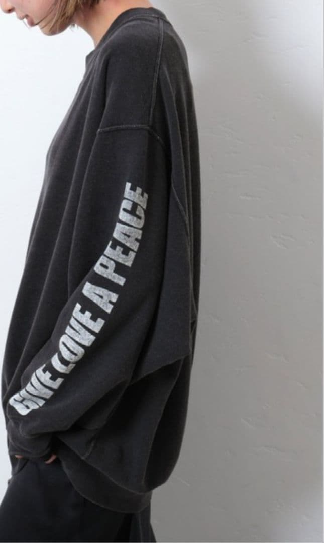 いっと1100様Deuxieme Classe LOVE A PEACE