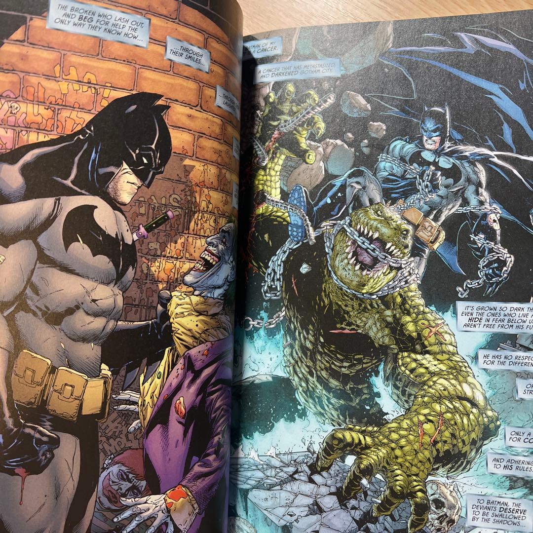 BATMAN 80 YEARS OF THE BAT FAMILY バットマン