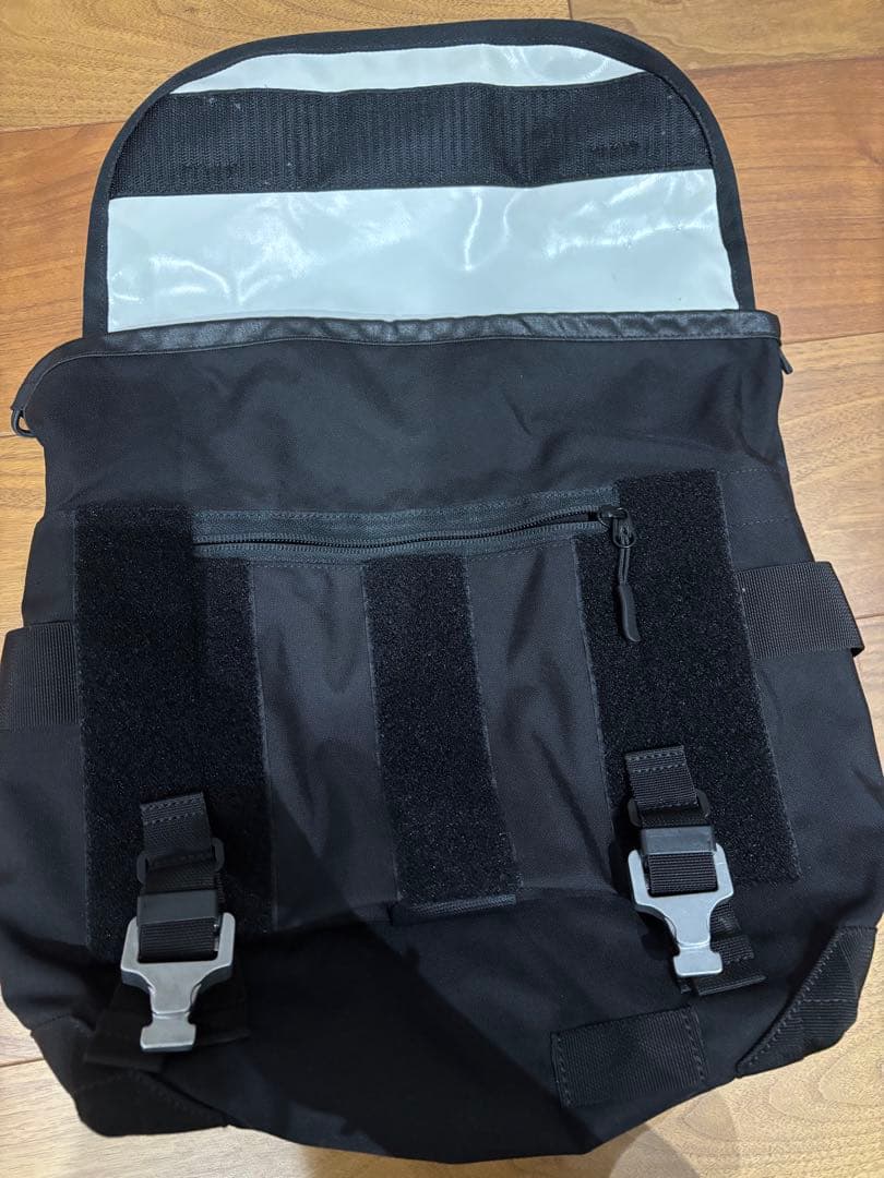 bagjack bshop別注 メッセンジャーバッグ 黒 コブラバックル