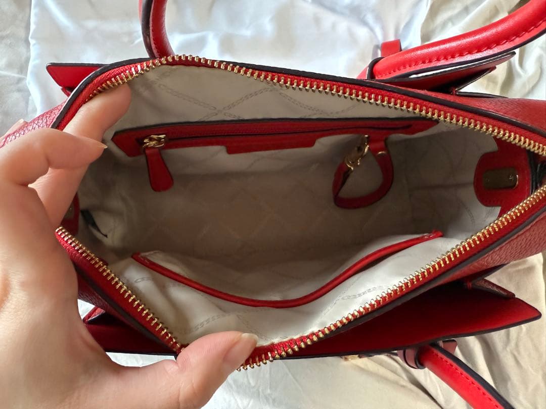 MICHAEL KORS ロゴ入りハンドバッグ