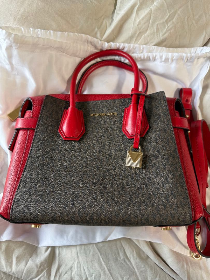 MICHAEL KORS ロゴ入りハンドバッグ