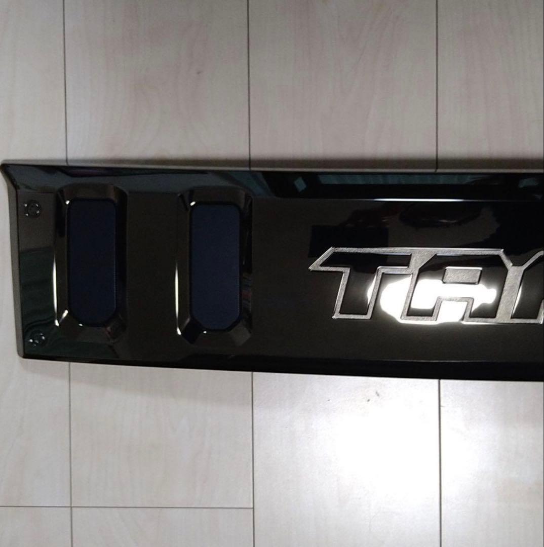 純正　ダイハツ　タフト　フロントガーニッシュ/バックドアガーニッシュ　TAFT