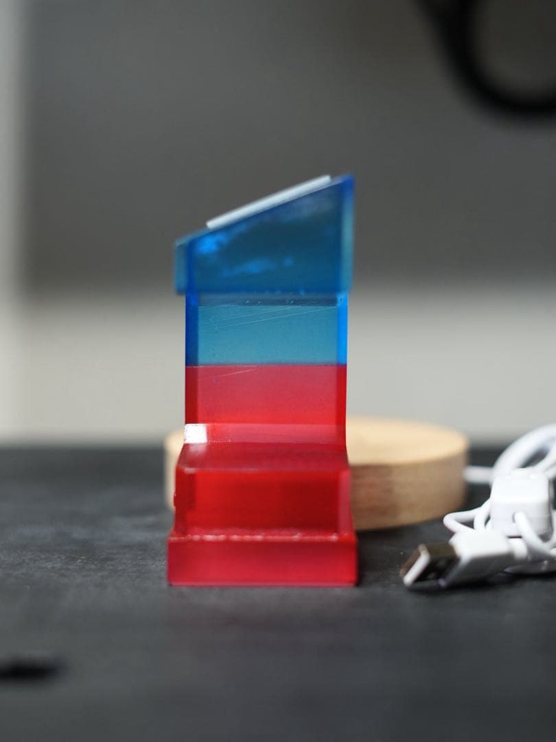 腕時計スタンド クリアレジンムントル バイカラー