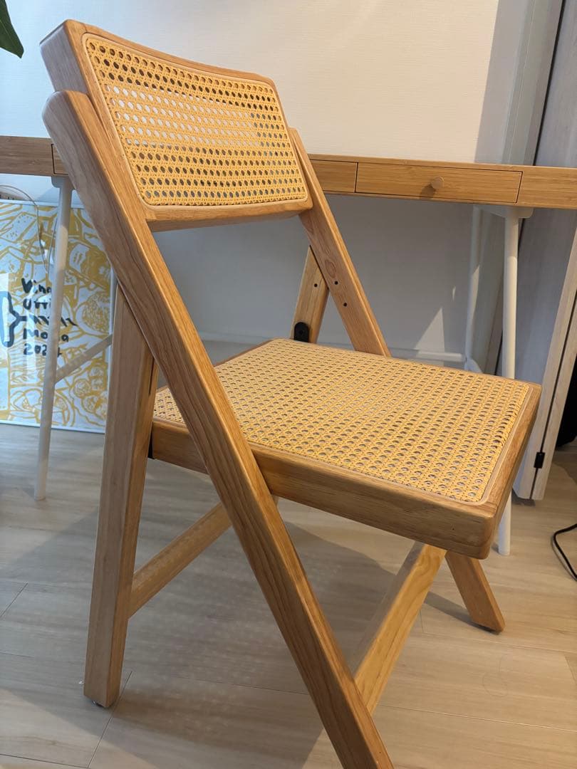 IKEA リルオーセン デスク　ワークデスク＆折りたたみチェア　２点セット