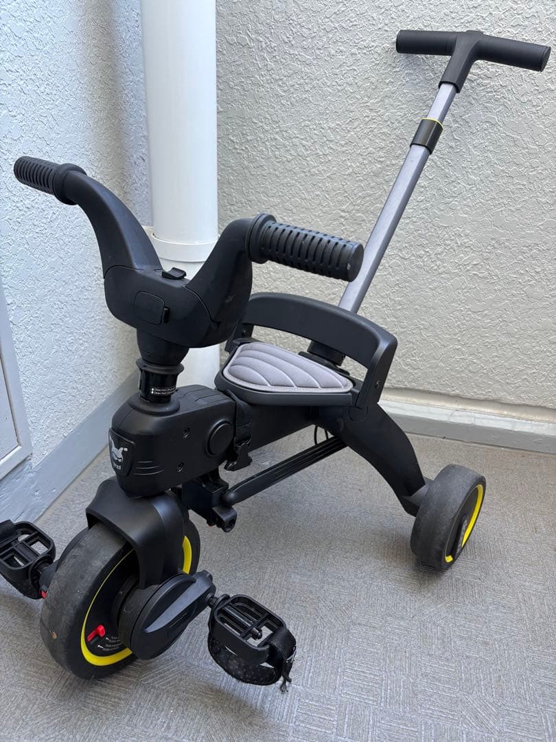 doona（ドゥーナ）Liki Trike　リキトライク　三輪車　グレイハウンド