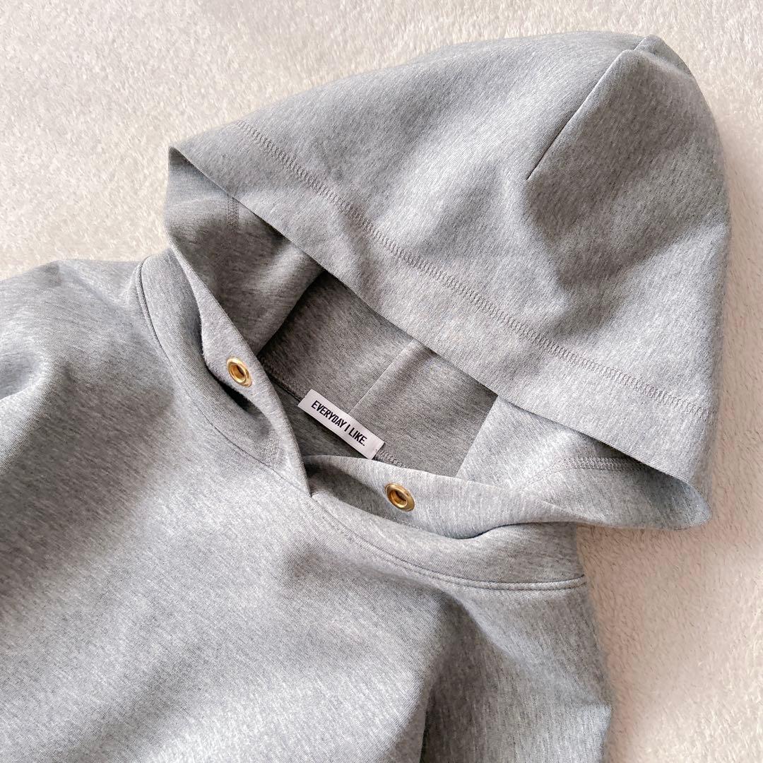 ドゥーズィエムクラス✨EVERYDAY I LIKE✨オーバーサイズフーディー