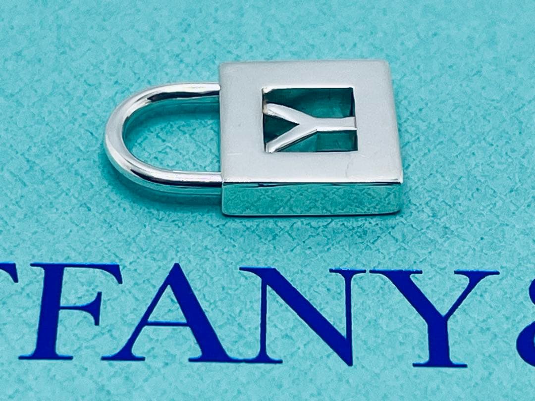 c871 美品　ティファニー　カデナ　ロック　Y ネックレス　トップのみ　925