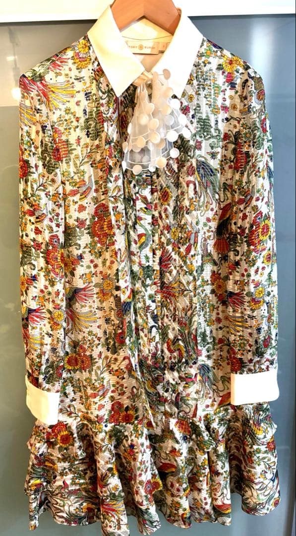 お値下げ　TORRYBURCH 花柄　シルクワンピース　トリーバーチ　襟付き