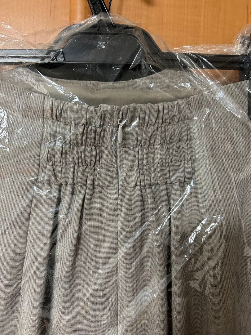 ジャスグリッティー 新品ジレ&スカートセット