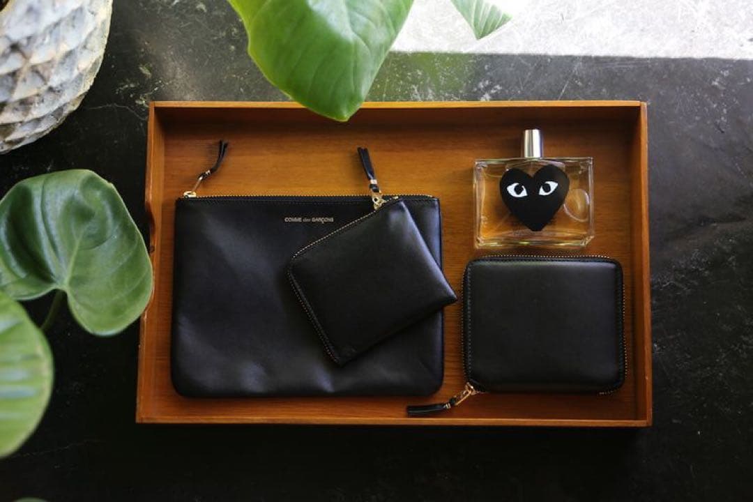 定価約3万円 COMME des GARÇONS Classic Leather