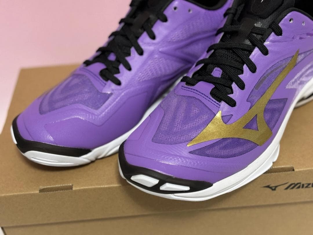 Mizuno バレーボールシューズ WAVE LIGHTNING 27cm