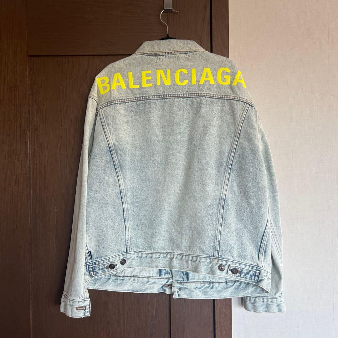 バレンシアガ　デニムジャケット　新品未使用バナ男