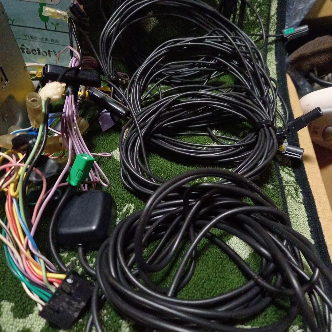 カロッツエリアナビ、フルセグ、Bluetooth　新品フィルム付き