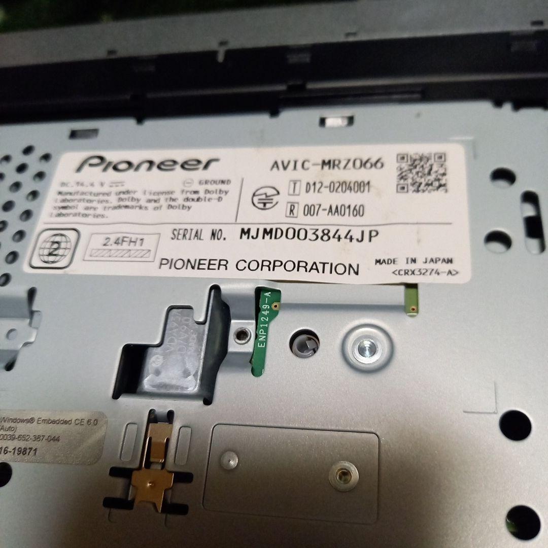 カロッツエリアナビ、フルセグ、Bluetooth　新品フィルム付き