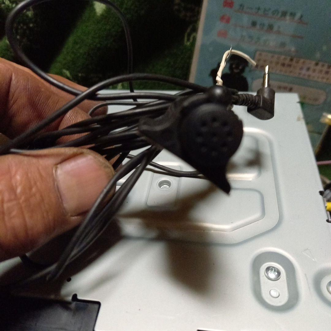 カロッツエリアナビ、フルセグ、Bluetooth　新品フィルム付き