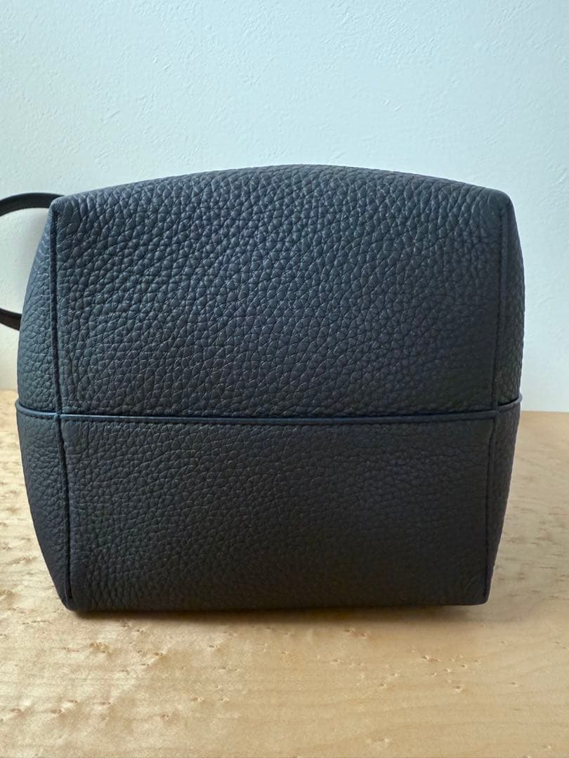 入手困難　THE ROW N/Sパークトート　ミディアム　　MARINE