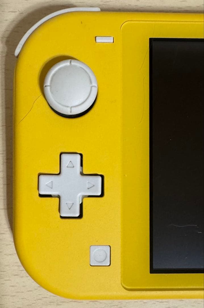 【中古】Nintendo Switch Lite [イエロー]