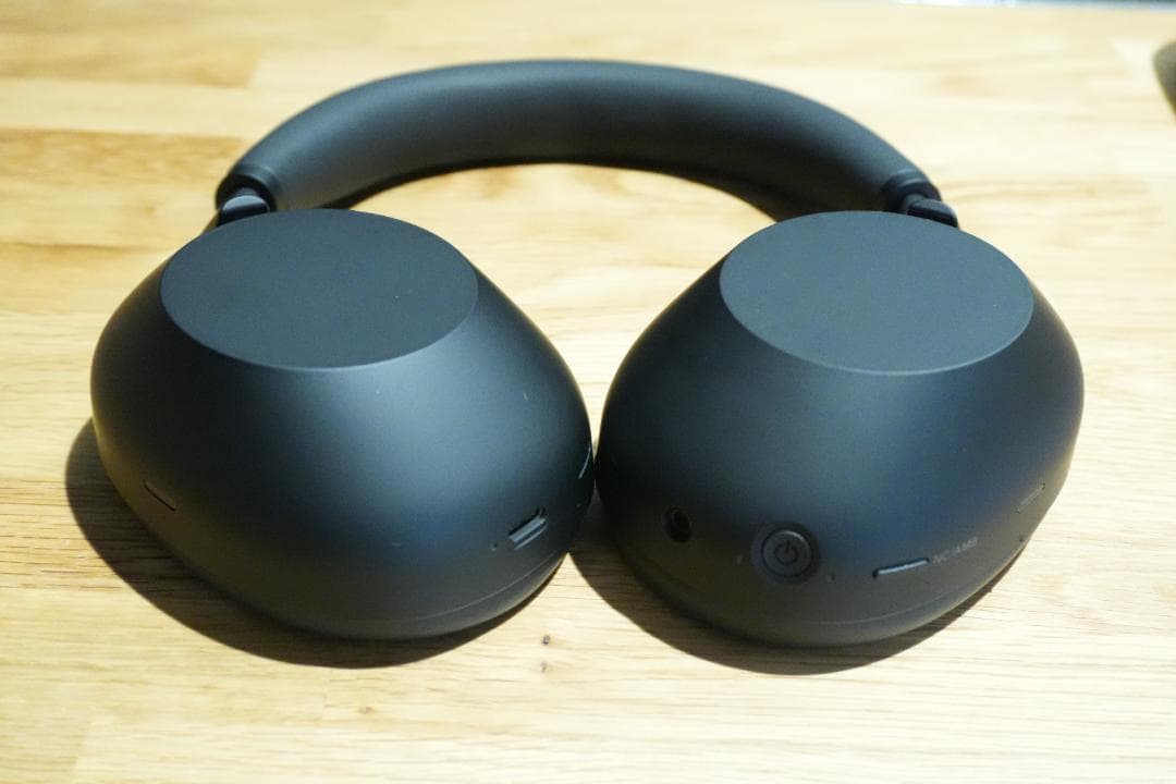 【美品】SONY WH-1000XM6 黒（保証書、レシート、保護カバーつき）