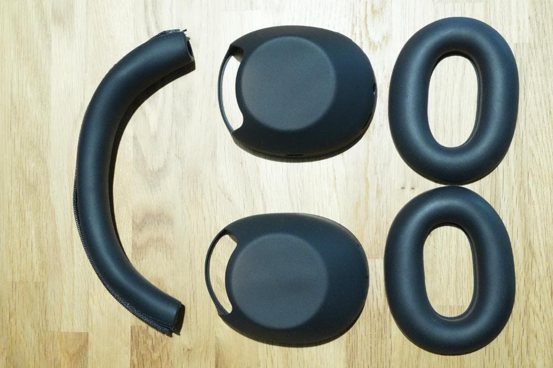 【美品】SONY WH-1000XM6 黒（保証書、レシート、保護カバーつき）