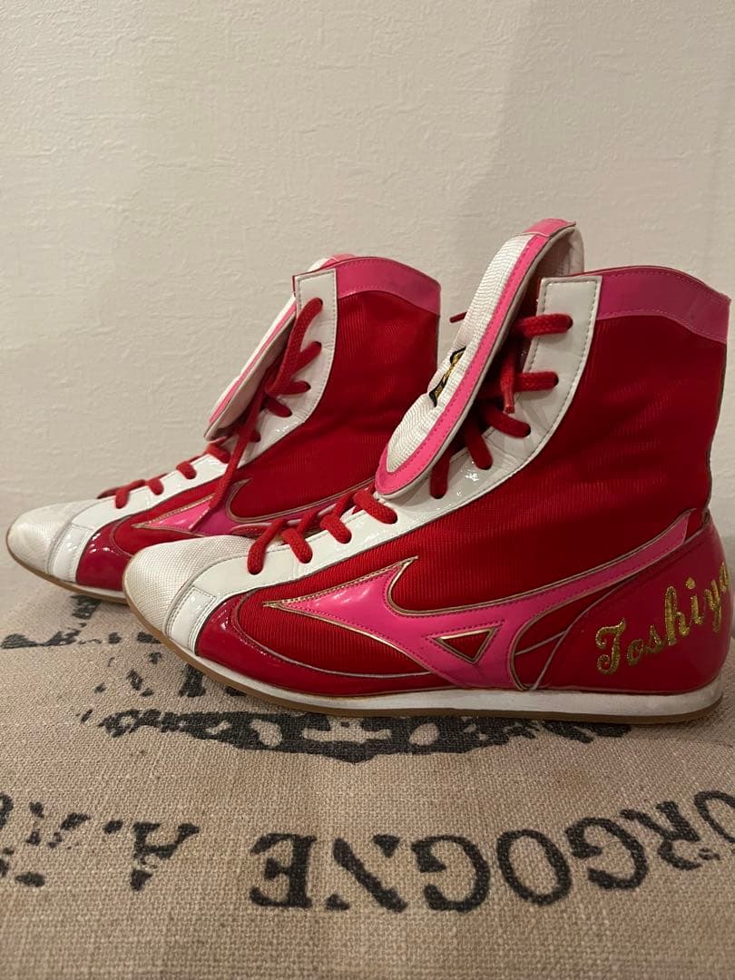 【最終価格】ミズノ　ボクシングシューズ 25cm 赤/白/ピンク　MIZUNO