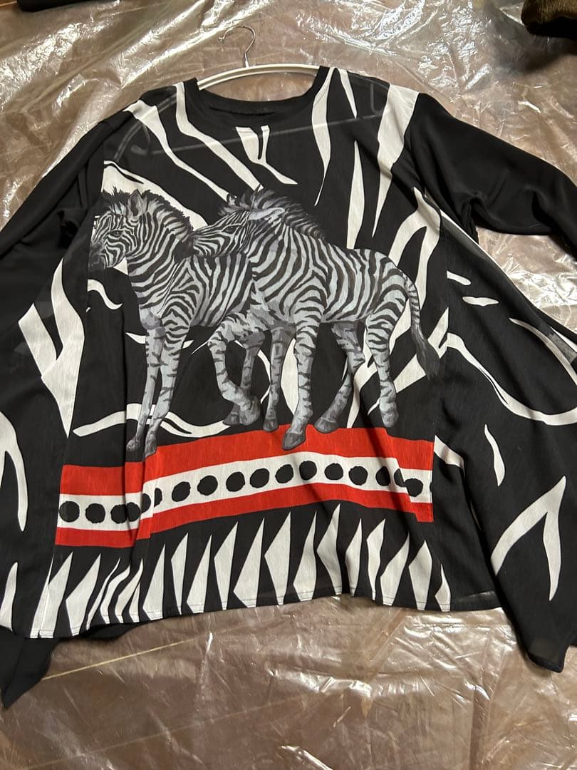 トクコ　ゼブラ柄オーバーサイズカットソー