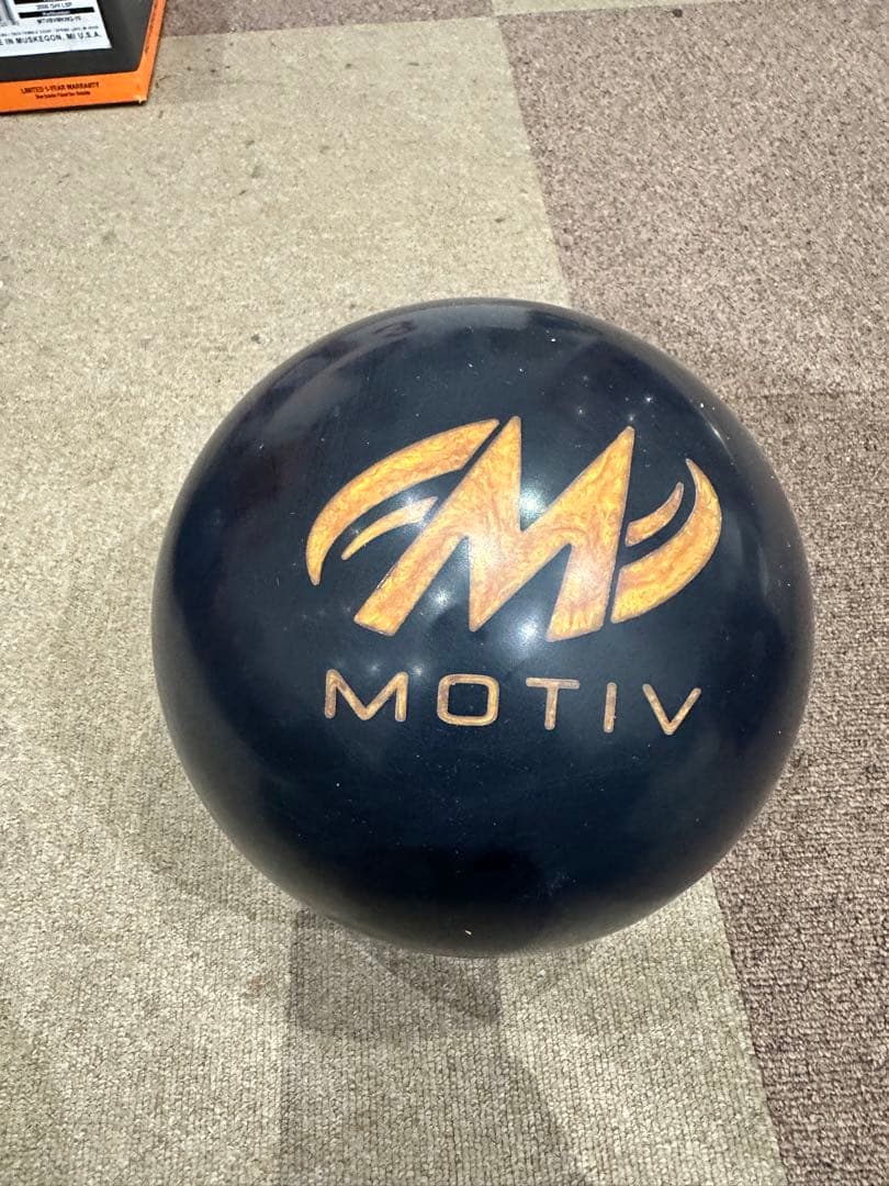 みのあき　ブラックベノム