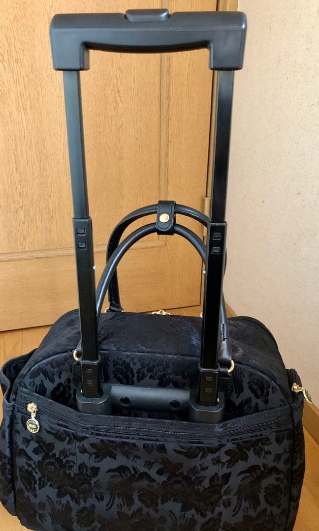 お値下げしました！フェイラートローリーバッグ