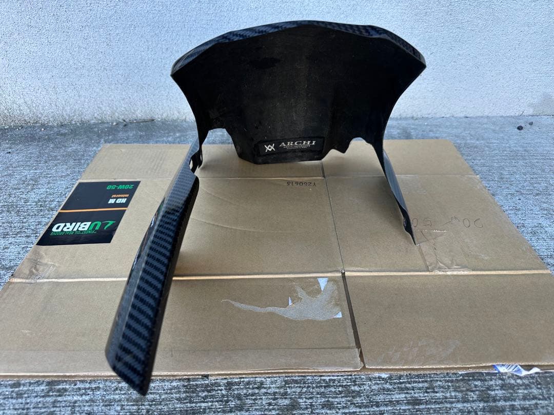 週末限定価格‼︎!ARCHI アーキ カーボンリアフェンダー