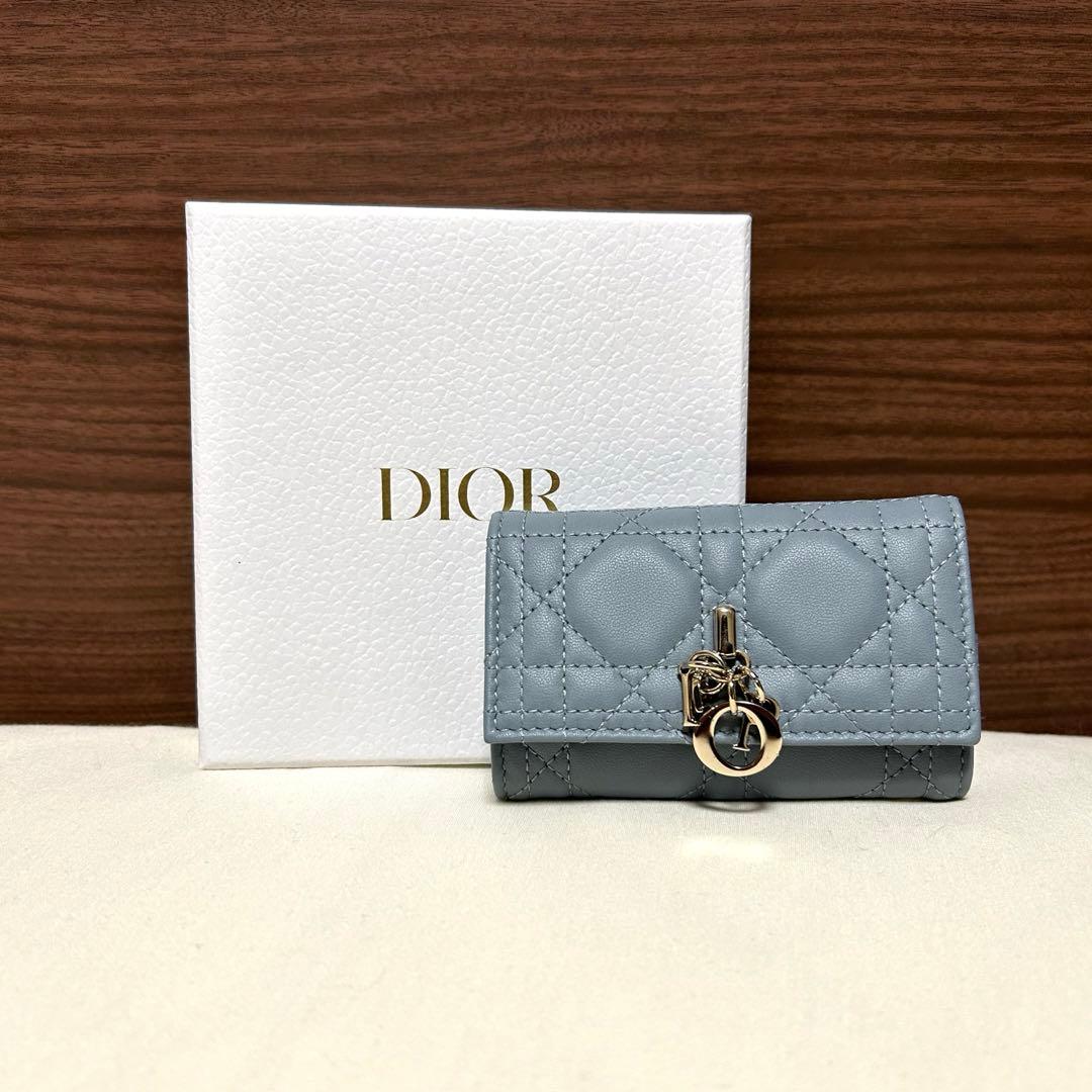 Christian dior カナージュラムスキン ディオール　キーケース