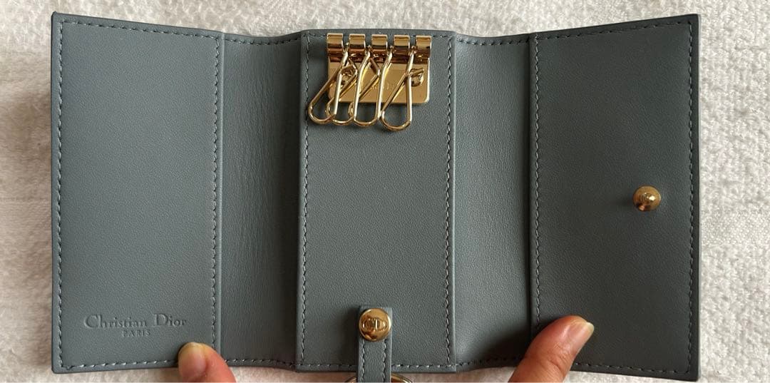 Christian dior カナージュラムスキン ディオール　キーケース